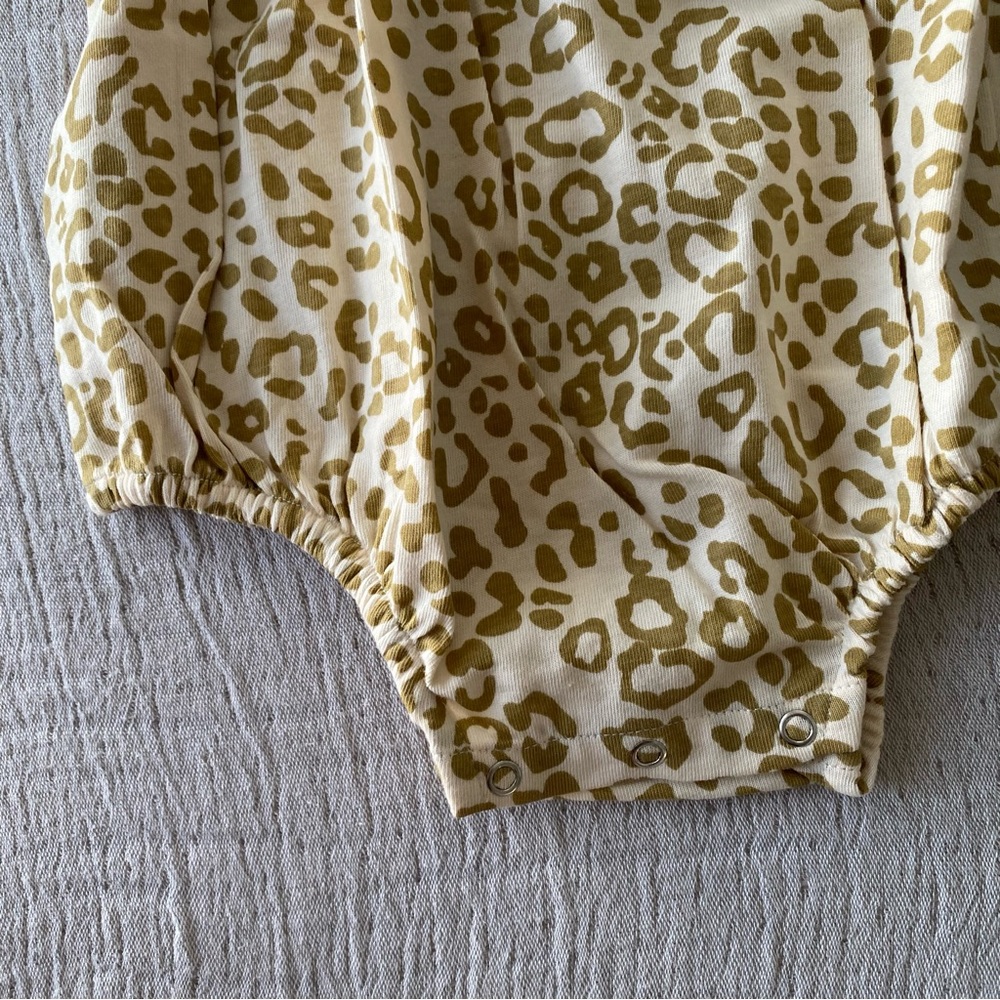 Kate Quinn Ruffle Bubble - Picture 4 of 5